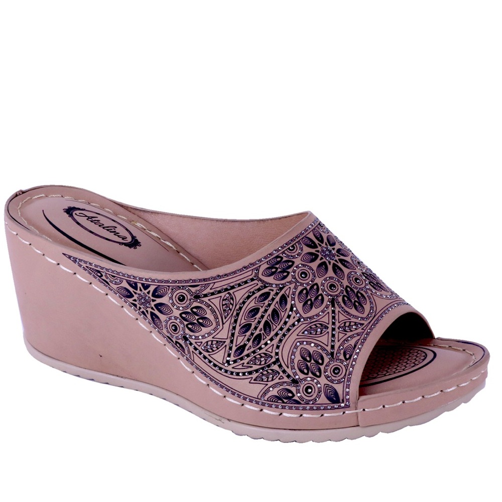 Size 9 Italina Beige Embroidered Peep Floral Wedge Heeled Sandal - Picture 3 of 8
